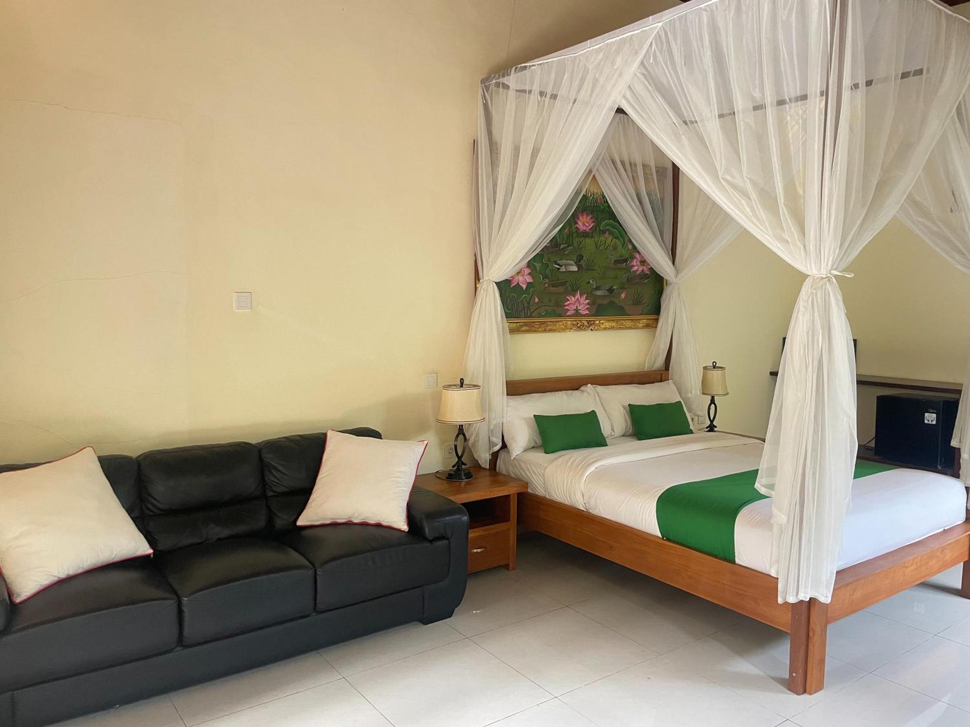 Graha Madesimon Hotel Ketewel Exterior photo