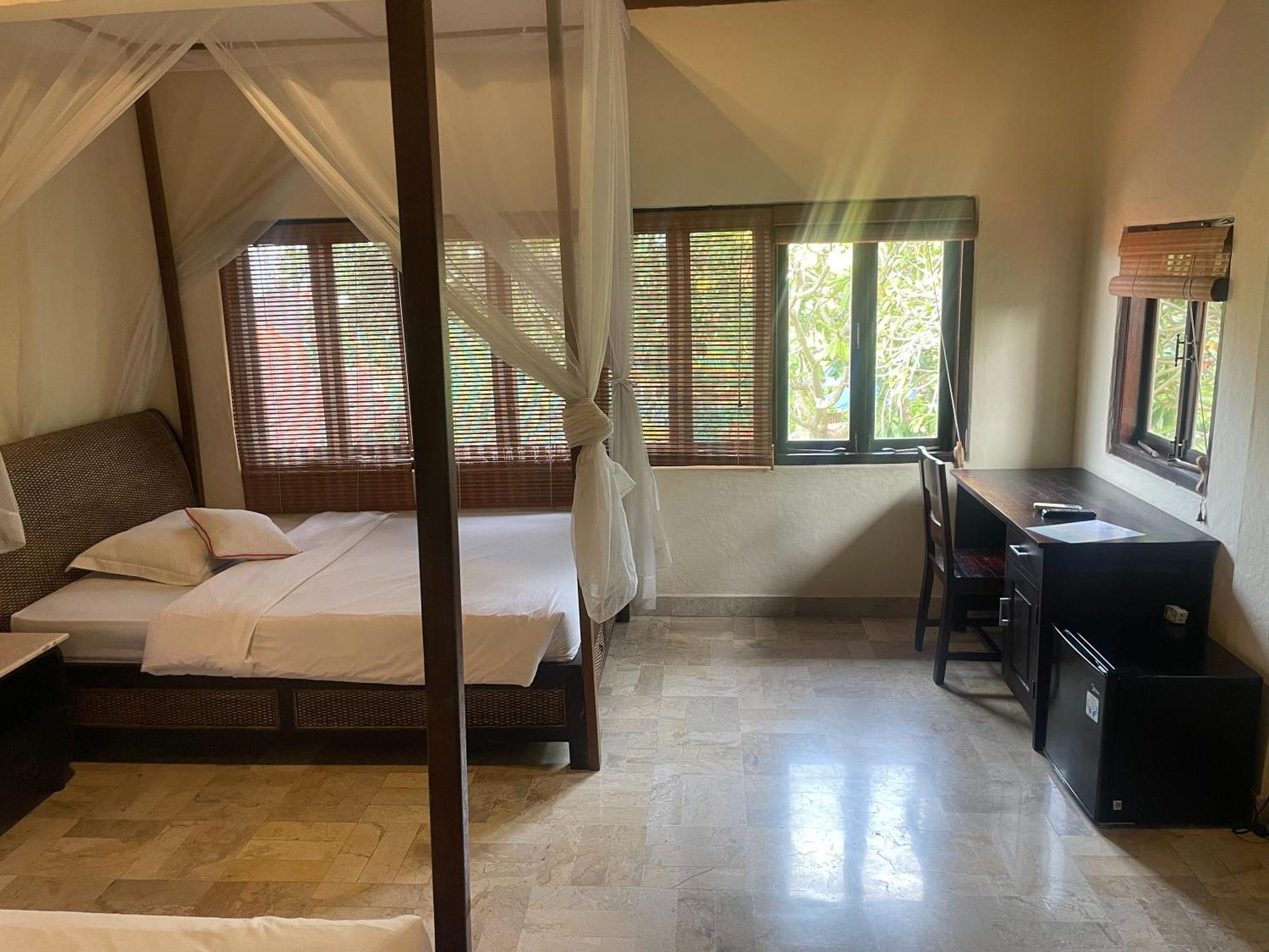 Graha Madesimon Hotel Ketewel Exterior photo